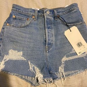 Levi women shorts
